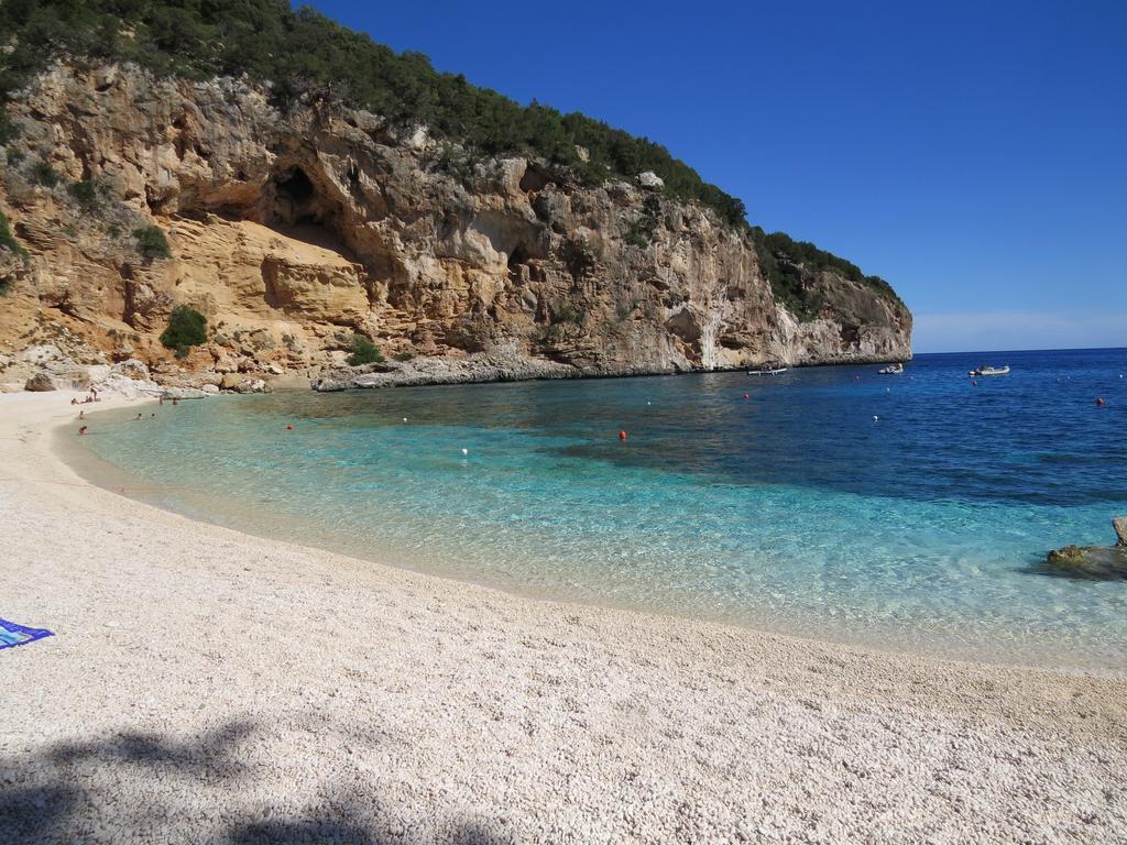 Appartamento Mariolu 3 Santa Maria Navarrese Bagian luar foto