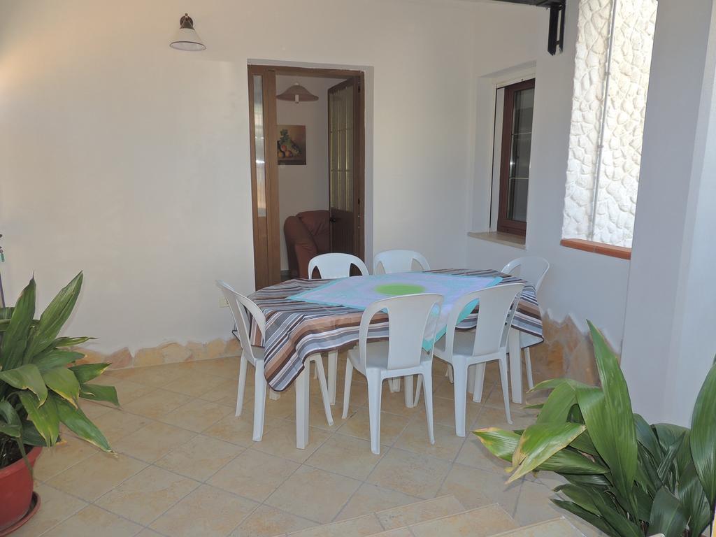 Appartamento Mariolu 3 Santa Maria Navarrese Bagian luar foto